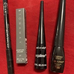 Black eyeliners bundle